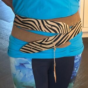 NWT Puntovita double wrap pony hair and suede belt made in Italy.